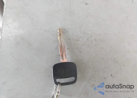 2005 Toyota Camry Le/Se/Std/Xle from USA, damaged, VIN JTDBE32K653016980